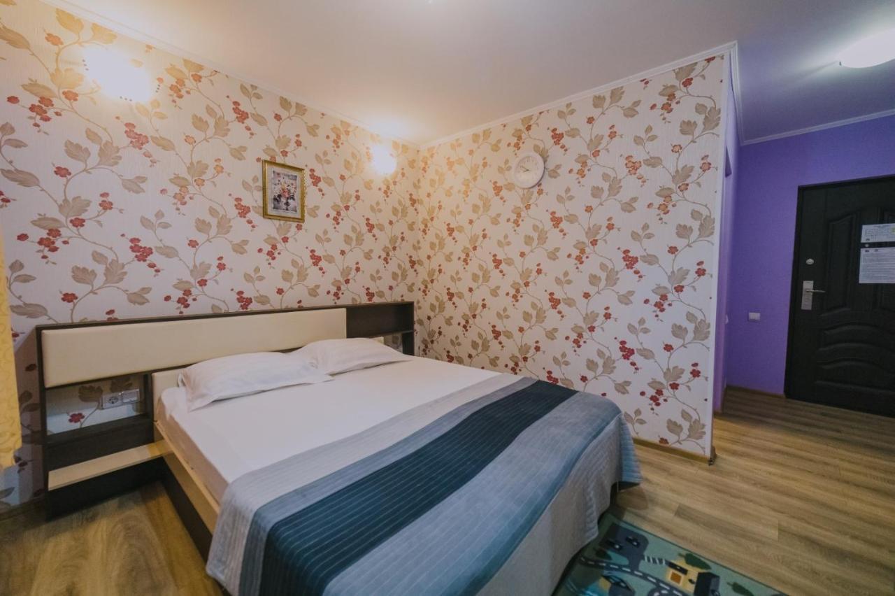 Hostel Denisa Buzau Luaran gambar