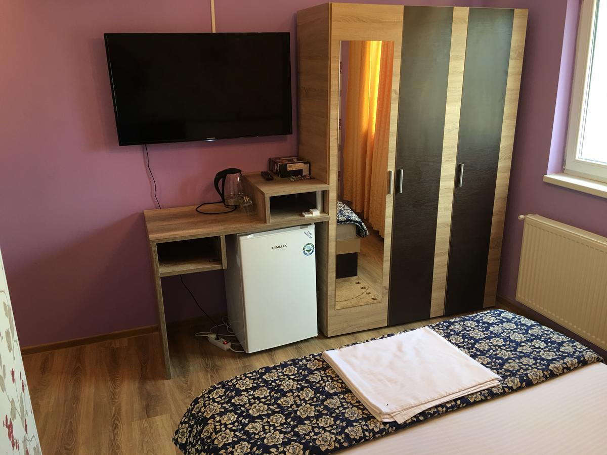 Hostel Denisa Buzau Luaran gambar